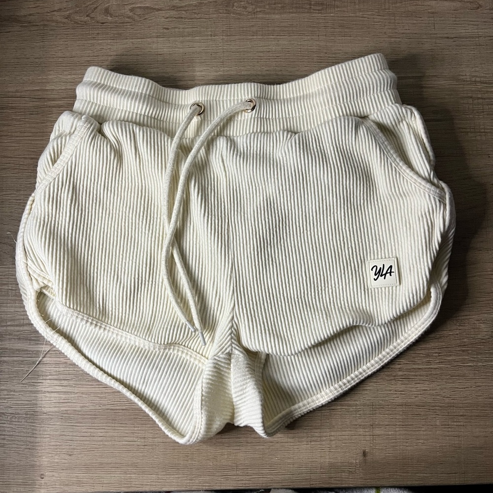 YoungLA Women's Cream Ribbed shorts